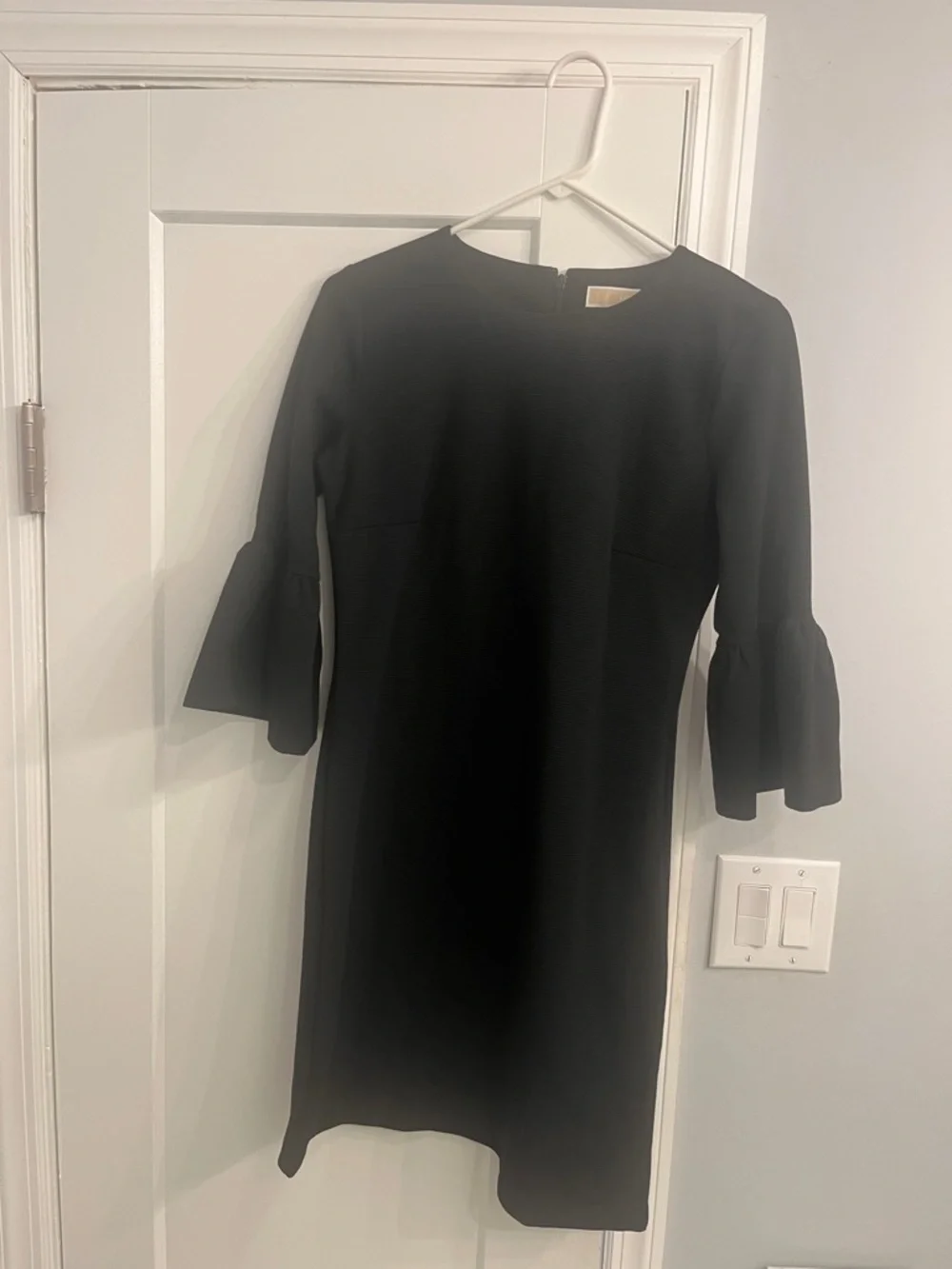 Michael Kors Black Bell Sleeve Dress XS – Excellent Condition - Picture 2 of 5